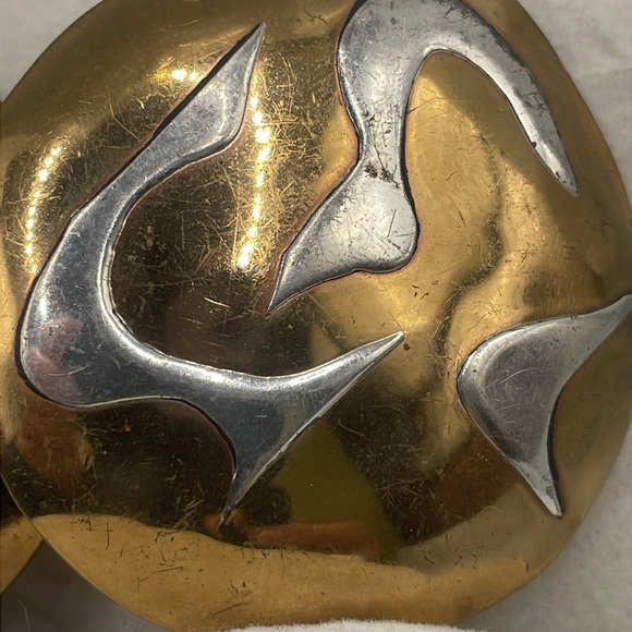 Studio artist big bold vintage button earrings - Picture 2 of 5